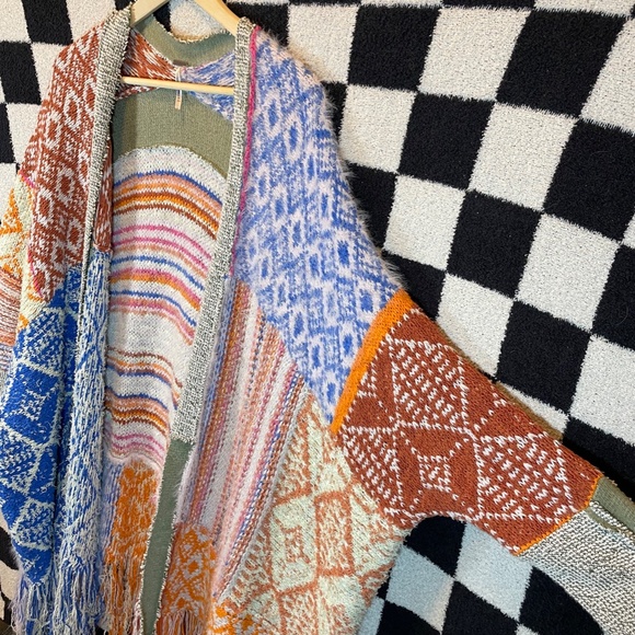 Free People At Dawn Poncho Patchwork Open Knit Beachy Slouchy Cardigan M/L - Picture 4 of 8